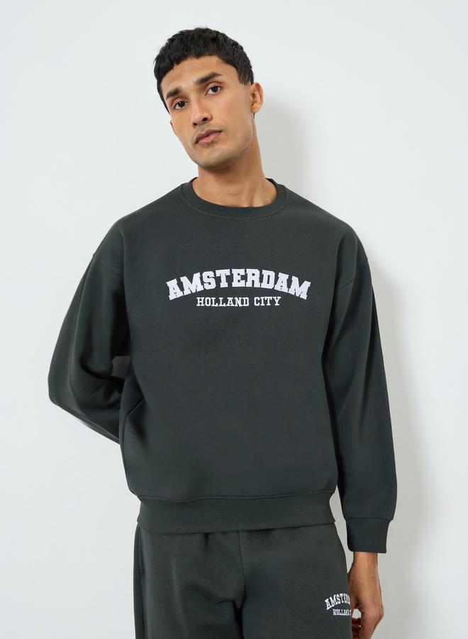 Styli Men Dark Green Sweatshirt and Joggers Co-Ords - Image 1